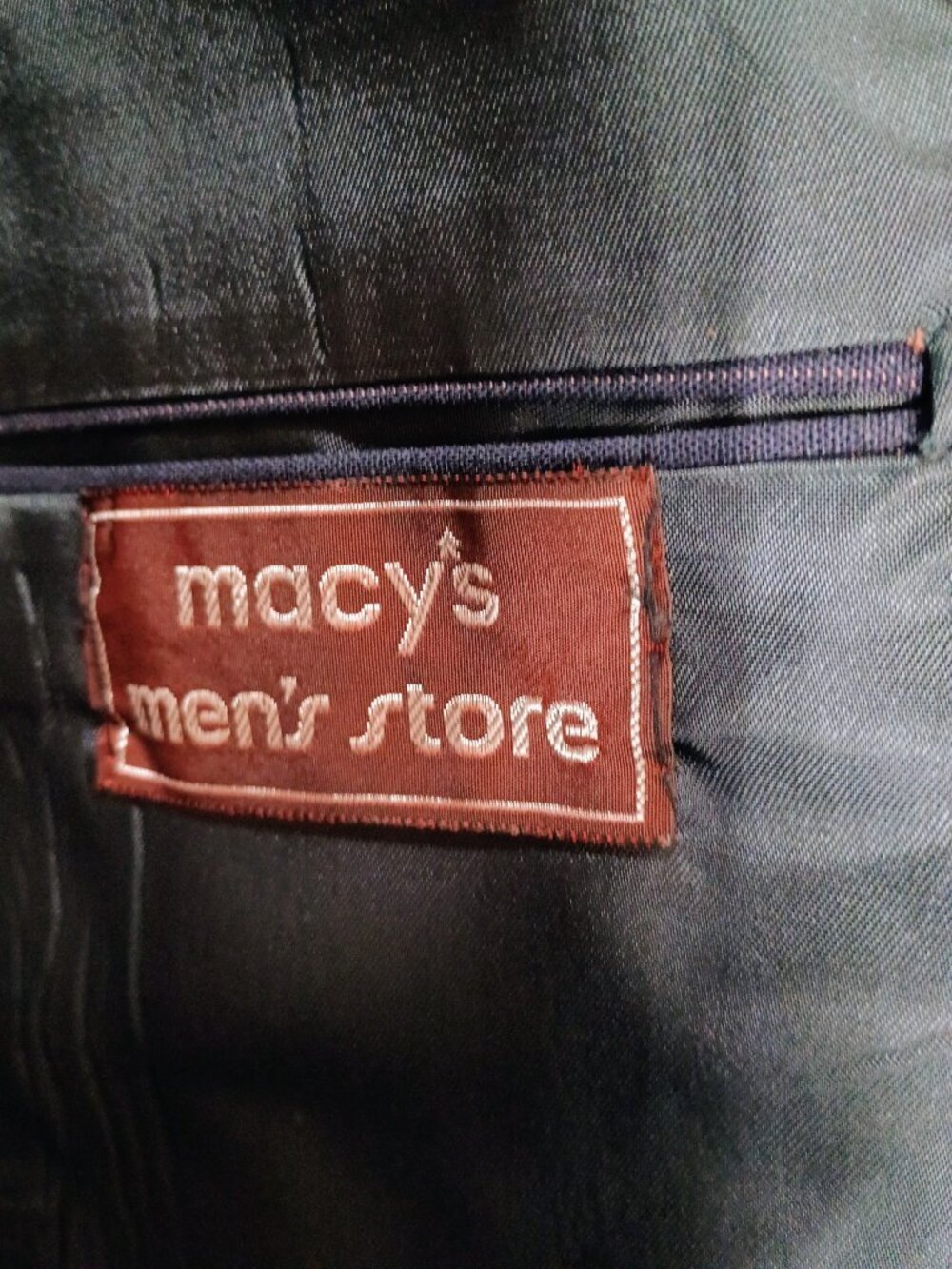 VTG 1980s Macy's Men's Store 3-Piece Suit Size 40R 34W Navy Pinstripe Formal - Picture 5 of 16
